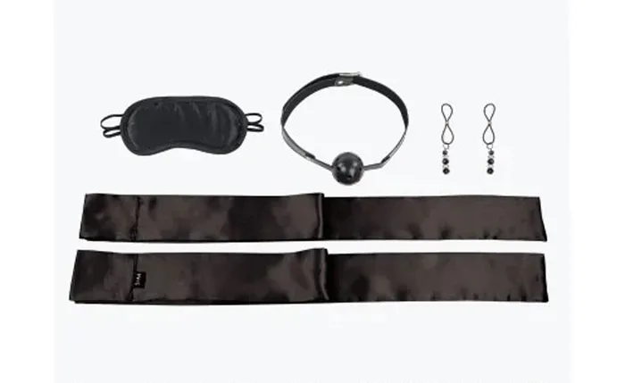 Shadow Secrets Kit Black Sportsheets Anal