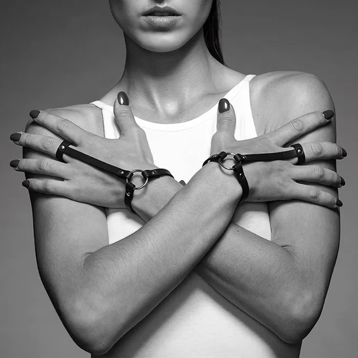Bijoux Indiscrets Maze Hand Bracelet Harness Fairvillacom Female Sex Toys