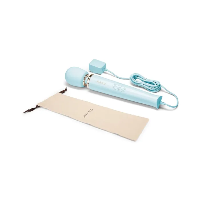 Le Wand Powerful Plugin Vibrating Massager Fairvillacom Female Sex Toys
