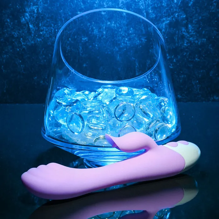 ShhhWndsr Vibrators Evolved PLEASING PETAL Lilac 197 cm USB Rechargeable Rabbit Vibrator ShhhWndsr Vibrators Evolved PLEASING PETAL Lilac 197 cm USB Rechargeable Rabbit Vibrator