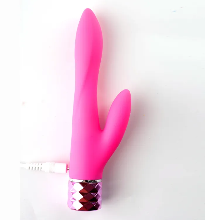 Vibrators ShhhWndsr Maia Victoria Pink 152 cm USB Rechargeable Rabbit Vibrator Vibrators ShhhWndsr Maia Victoria Pink 152 cm USB Rechargeable Rabbit Vibrator